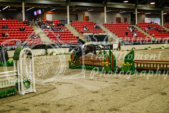 2025 - Haylee - Royal West - Saturday October 18th - 09164