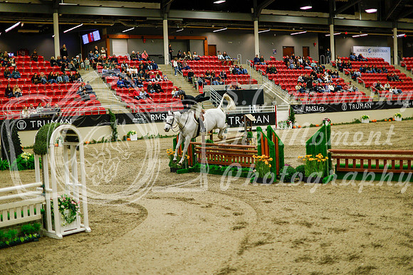 2025 - Haylee - Royal West - Saturday October 18th - 08683