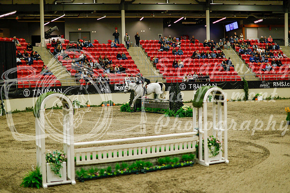 2025 - Haylee - Royal West - Saturday October 18th - 08692