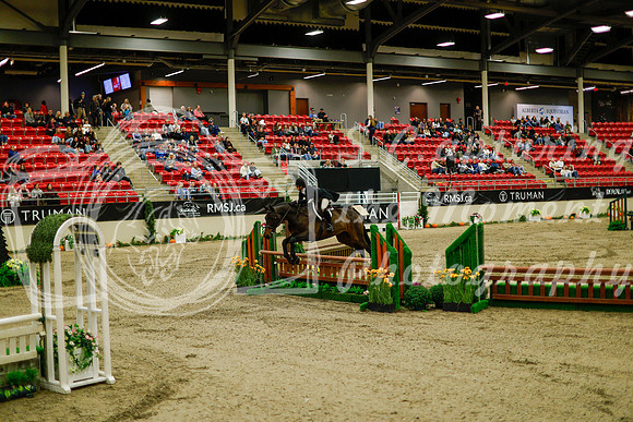 2025 - Haylee - Royal West - Saturday October 18th - 08295