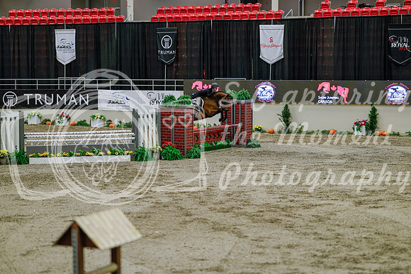 2025 - Haylee - Royal West - Monday October 20th - 06414