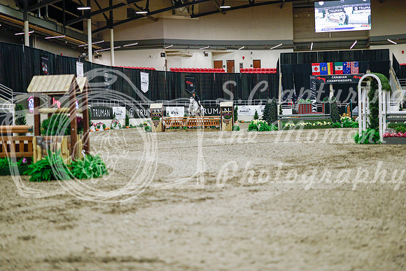 2025 - Haylee - Royal West - Monday October 20th - 03285