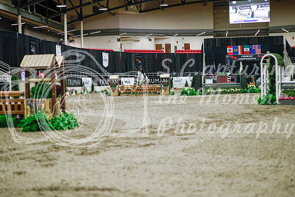 2025 - Haylee - Royal West - Monday October 20th - 03286