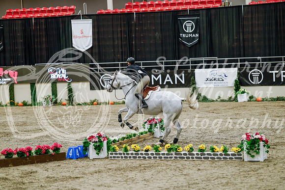 2025 - Haylee - Royal West - Friday October 24th - 06031